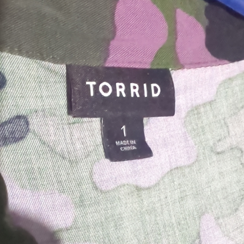 Torrid Multicolor Camouflage Shirt - Picture 2 of 2